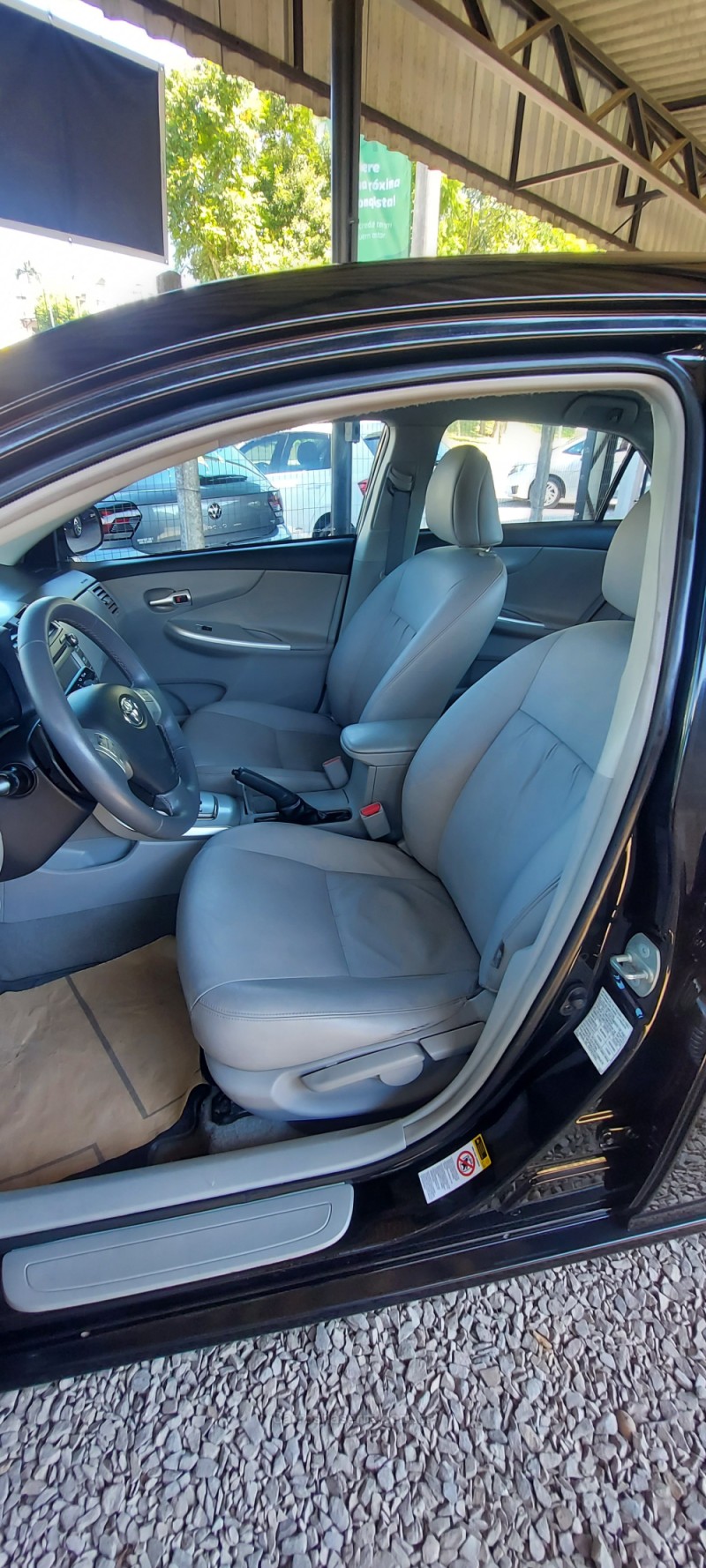 COROLLA 2.0 XEI 16V FLEX 4P AUTOMÁTICO - 2014 - BOM PRINCíPIO