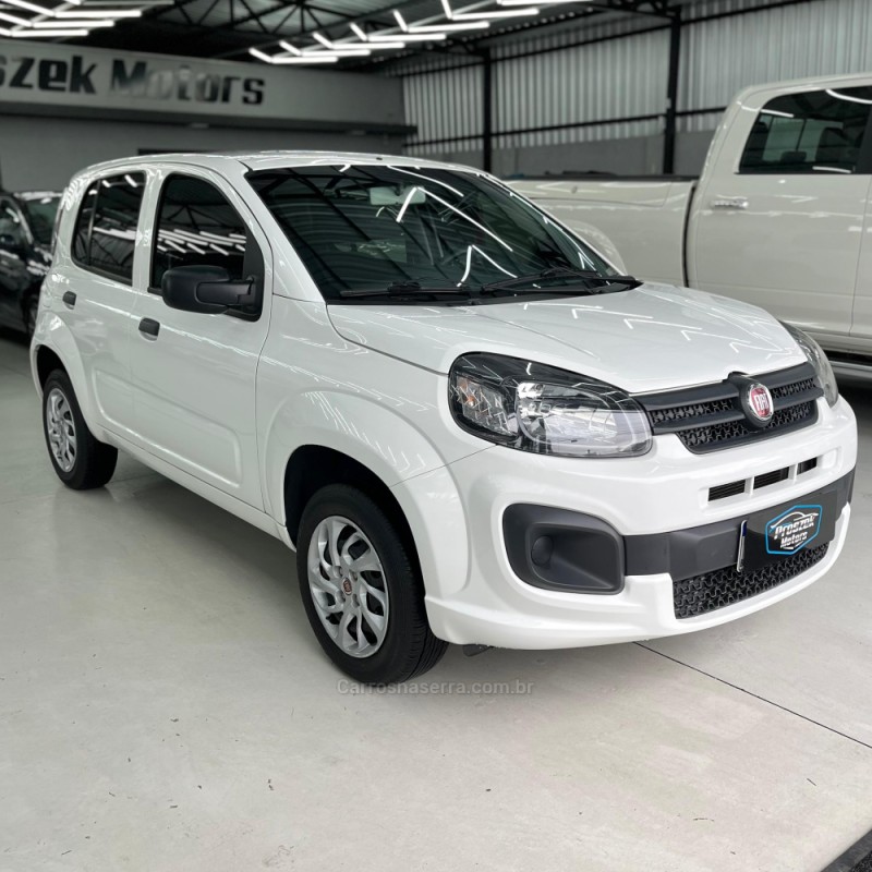 UNO 1.0 EVO ATTRACTIVE 8V FLEX 4P MANUAL - 2021 - CANOAS