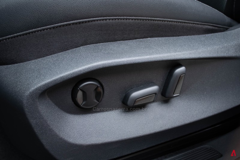 TAOS 1.4 16V HIGHLINE TSI FLEX 4P AUTOMÁTICO - 2024 - GARIBALDI