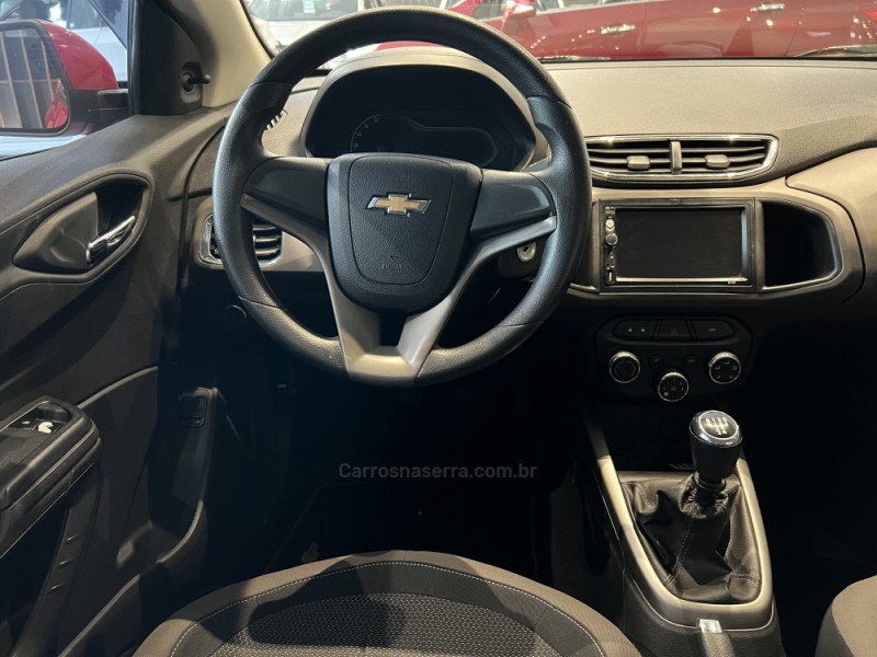 PRISMA 1.0 MPFI LT 8V FLEX 4P MANUAL - 2015 - CAXIAS DO SUL