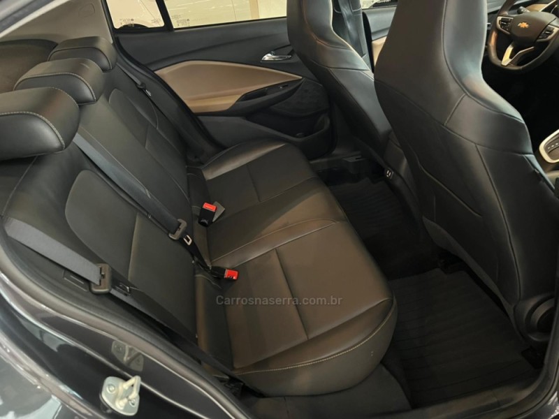 ONIX 1.0	PREMIER II PLUS 12V TURBO FLEX 4P AUTOMÁTICO - 2024 - CAXIAS DO SUL