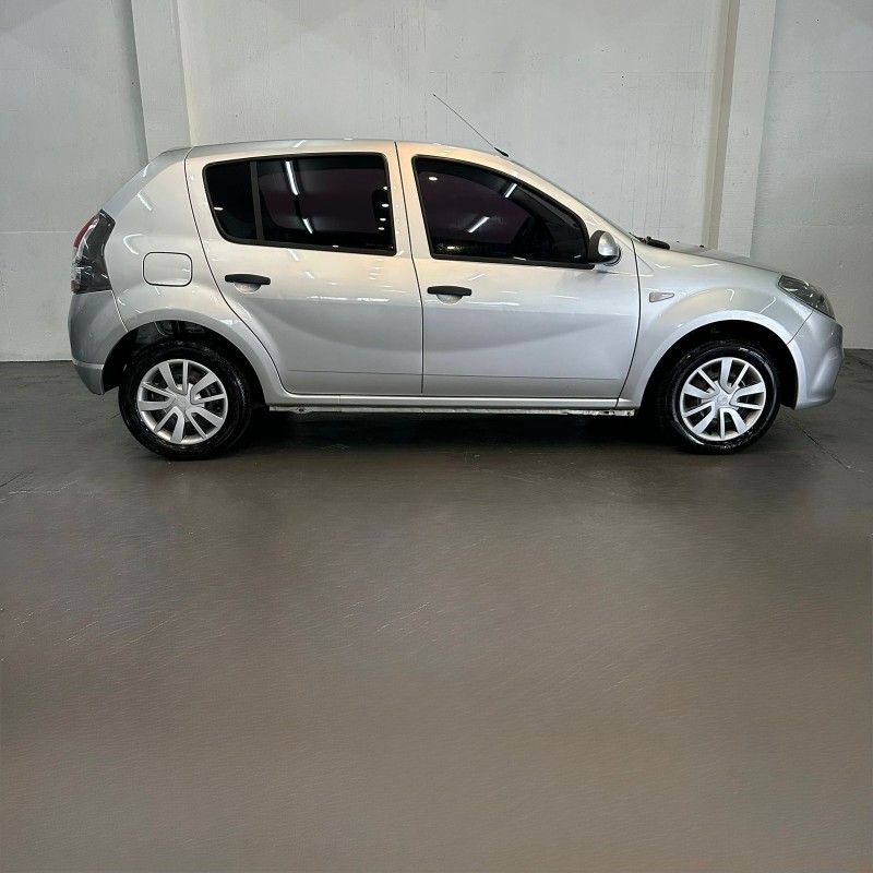 SANDERO 1.6 EXPRESSION 8V FLEX 4P MANUAL - 2014 - CAXIAS DO SUL
