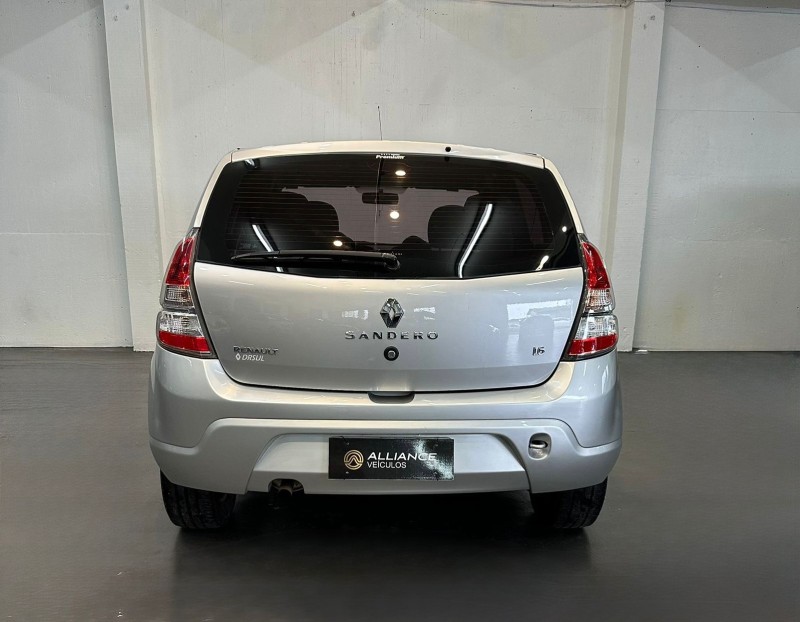 SANDERO 1.6 EXPRESSION 8V FLEX 4P MANUAL - 2014 - CAXIAS DO SUL