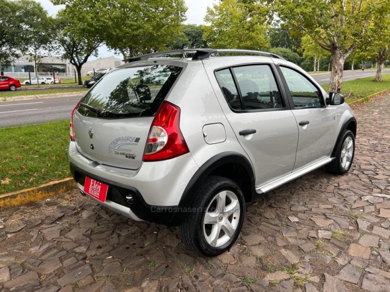 SANDERO 1.6 STEPWAY 16V FLEX 4P MANUAL - 2010 - DOIS IRMãOS
