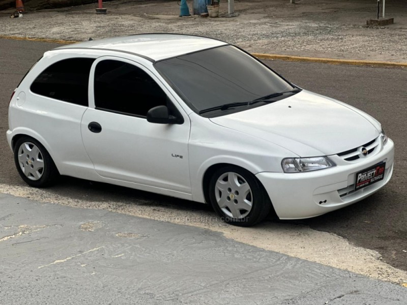 CELTA 1.0 MPFI 8V GASOLINA 2P MANUAL - 2001 - NOVO HAMBURGO