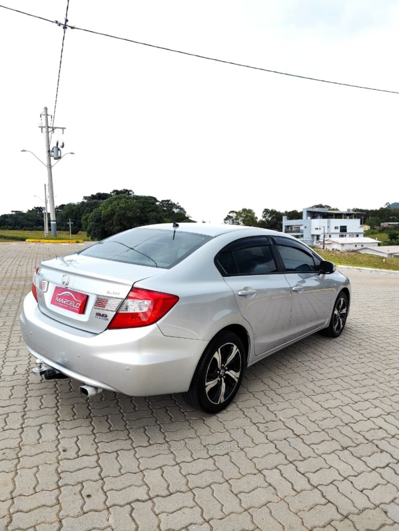 CIVIC 2.0 LXR 16V FLEX 4P AUTOMÁTICO - 2014 - GUAPORé