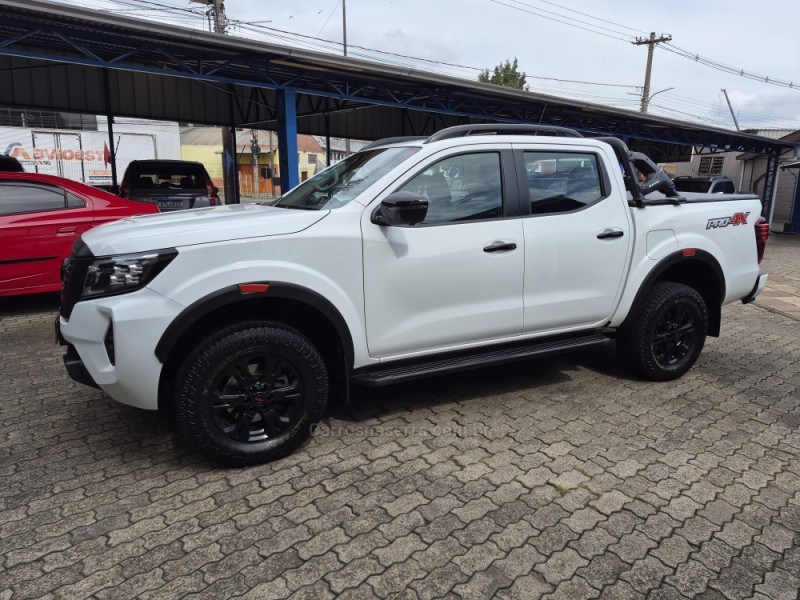 frontier 2.3 pro4x 4x4 cd bi turbo diesel 4p automatico 2023 caxias do sul