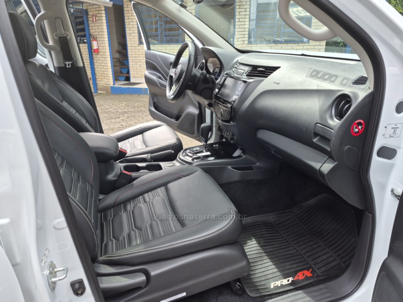 FRONTIER 2.3 PRO4X 4X4 CD BI-TURBO DIESEL 4P AUTOMÁTICO - 2023 - CAXIAS DO SUL