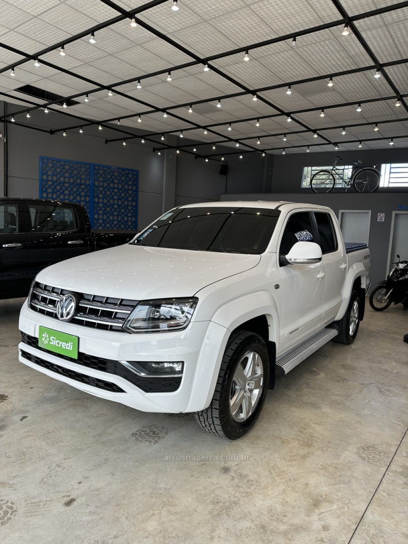 AMAROK 2.0 HIGHLINE EXTREME 4X4 CD 16V 4P AUTOMÁTICO - 2017 - SANANDUVA
