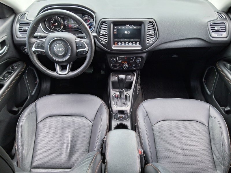 COMPASS 2.0 16V FLEX LONGITUDE AUTOMÁTICO - 2018 - SãO SEBASTIãO DO CAí