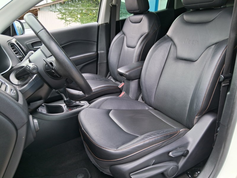 COMPASS 2.0 16V FLEX LONGITUDE AUTOMÁTICO - 2018 - SãO SEBASTIãO DO CAí