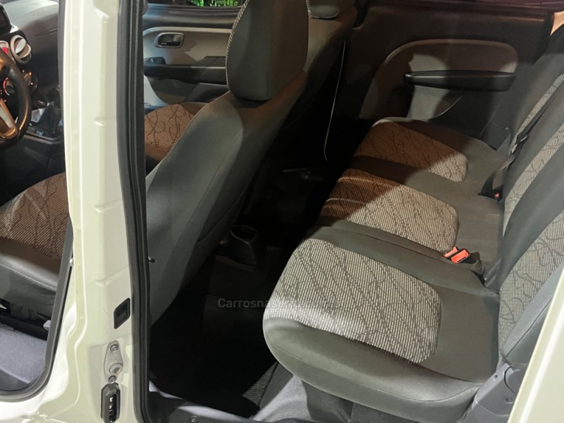 DOBLÓ 1.8 MPI ESSENCE 16V FLEX 4P MANUAL - 2018 - CAXIAS DO SUL