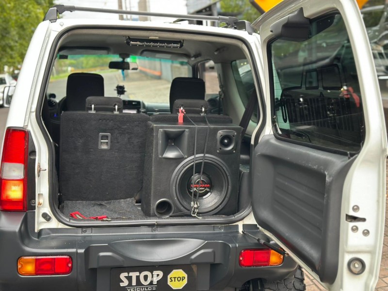 JIMNY 1.3 4ALL 4X4 16V GASOLINA 2P MANUAL - 2015 - DOIS IRMãOS