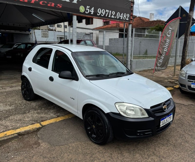 CELTA 1.0 MPFI LIFE 8V FLEX 4P MANUAL - 2009 - VACARIA