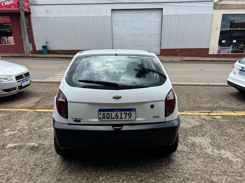 CELTA 1.0 MPFI LIFE 8V FLEX 4P MANUAL - 2009 - VACARIA