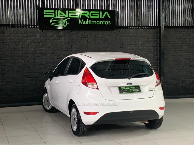 FIESTA 1.6 SE HATCH 16V FLEX 4P MANUAL - 2017 - CAXIAS DO SUL