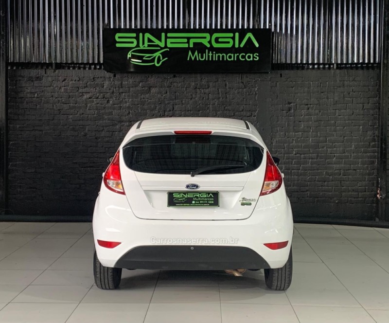 FIESTA 1.6 SE HATCH 16V FLEX 4P MANUAL - 2017 - CAXIAS DO SUL