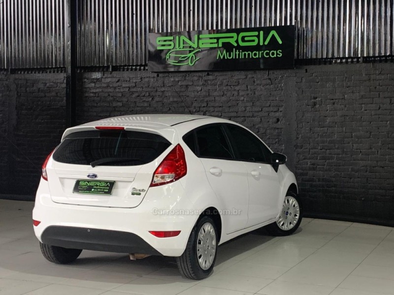 FIESTA 1.6 SE HATCH 16V FLEX 4P MANUAL - 2017 - CAXIAS DO SUL