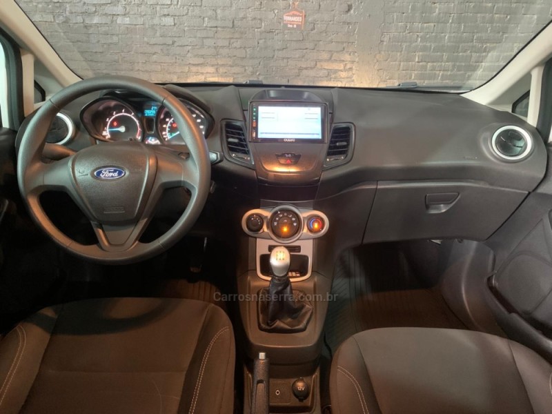FIESTA 1.6 SE HATCH 16V FLEX 4P MANUAL - 2017 - CAXIAS DO SUL