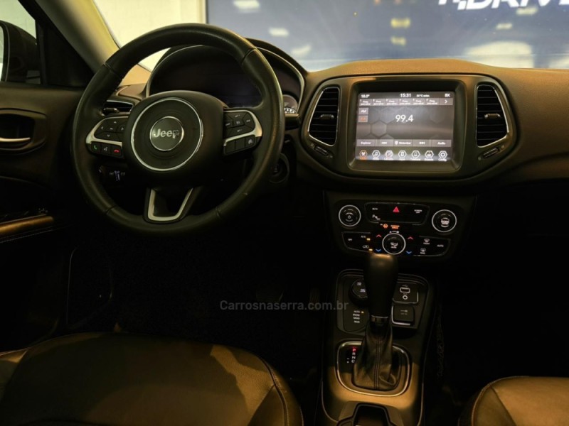 COMPASS 2.0 16V DIESEL LONGITUDE 4X4 AUTOMÁTICO - 2017 - SãO LEOPOLDO