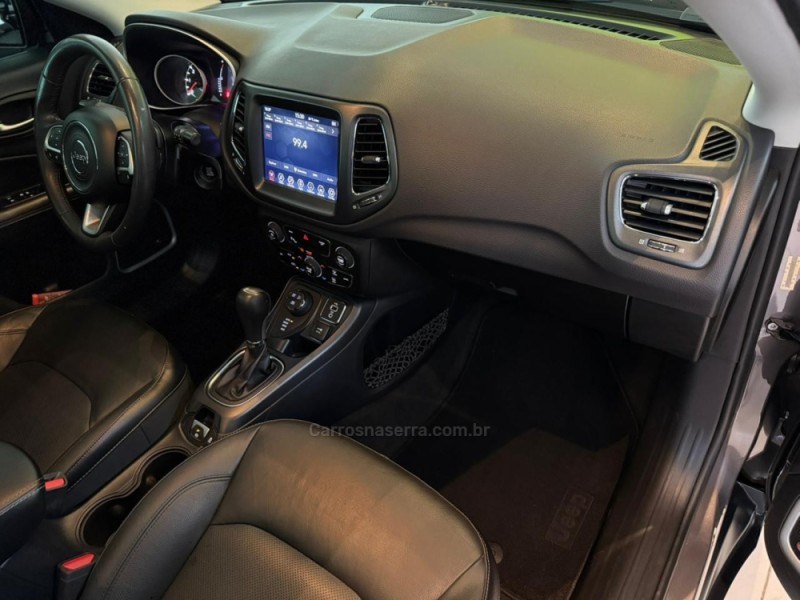 COMPASS 2.0 16V DIESEL LONGITUDE 4X4 AUTOMÁTICO - 2017 - SãO LEOPOLDO