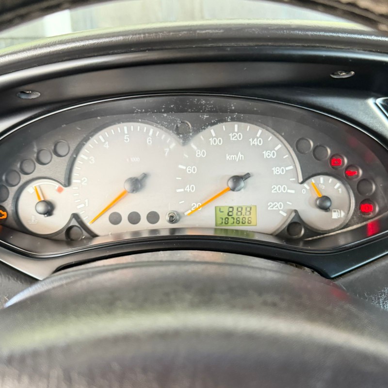 FOCUS 1.6 GL SEDAN 8V FLEX 4P MANUAL - 2007 - CAXIAS DO SUL