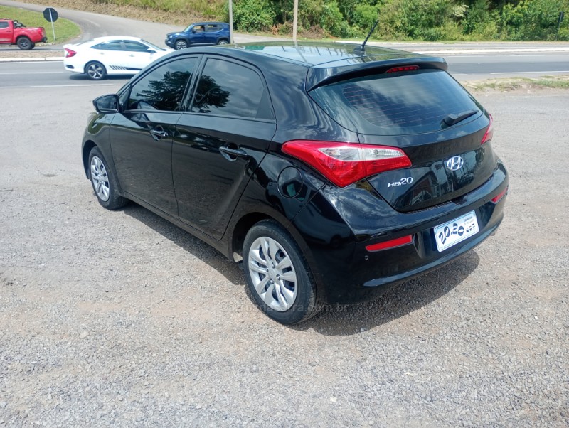 HB20 1.0 COMFORT 12V FLEX 4P MANUAL - 2016 - FARROUPILHA