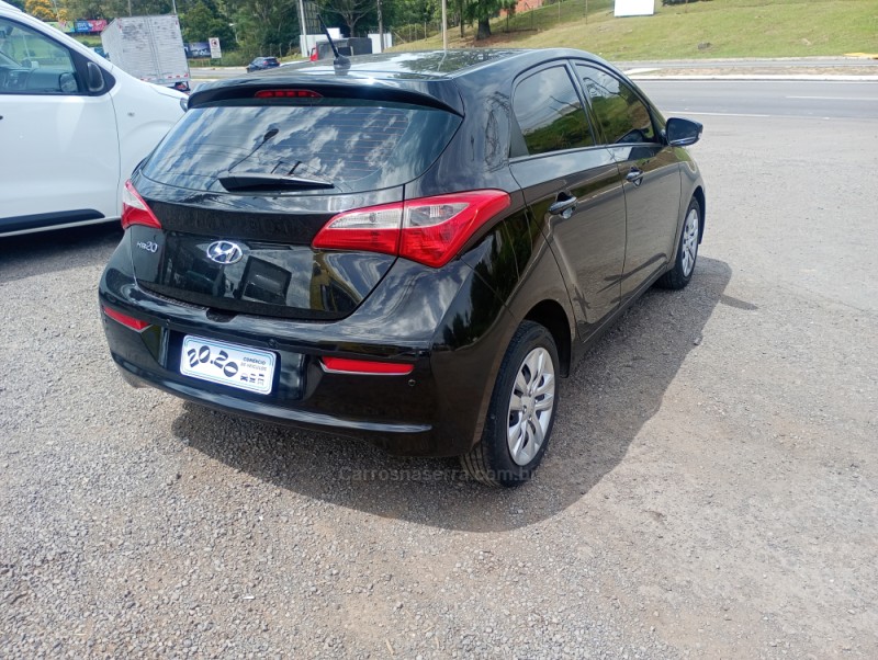 HB20 1.0 COMFORT 12V FLEX 4P MANUAL - 2016 - FARROUPILHA