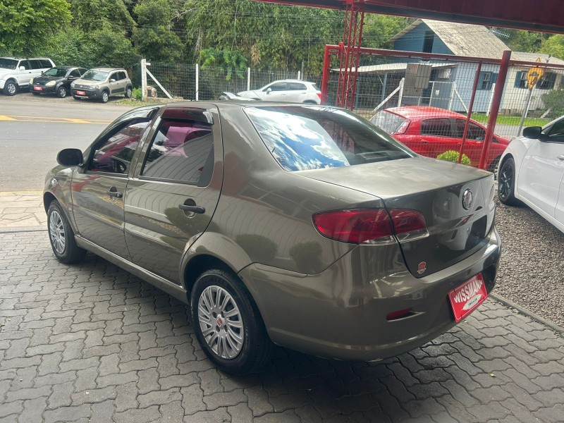 SIENA 1.0 MPI EL 8V FLEX 4P MANUAL - 2014 - TRêS COROAS