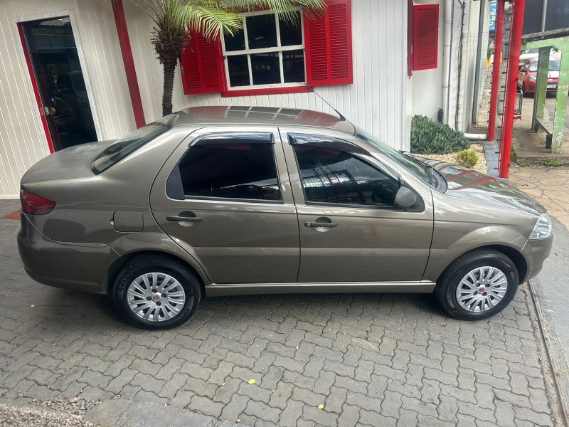 SIENA 1.0 MPI EL 8V FLEX 4P MANUAL - 2014 - TRêS COROAS