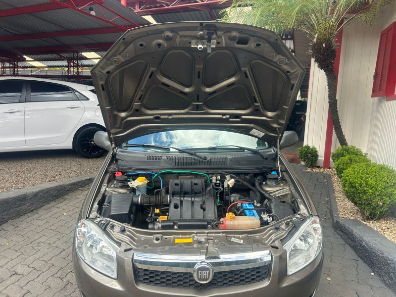 SIENA 1.0 MPI EL 8V FLEX 4P MANUAL - 2014 - TRêS COROAS