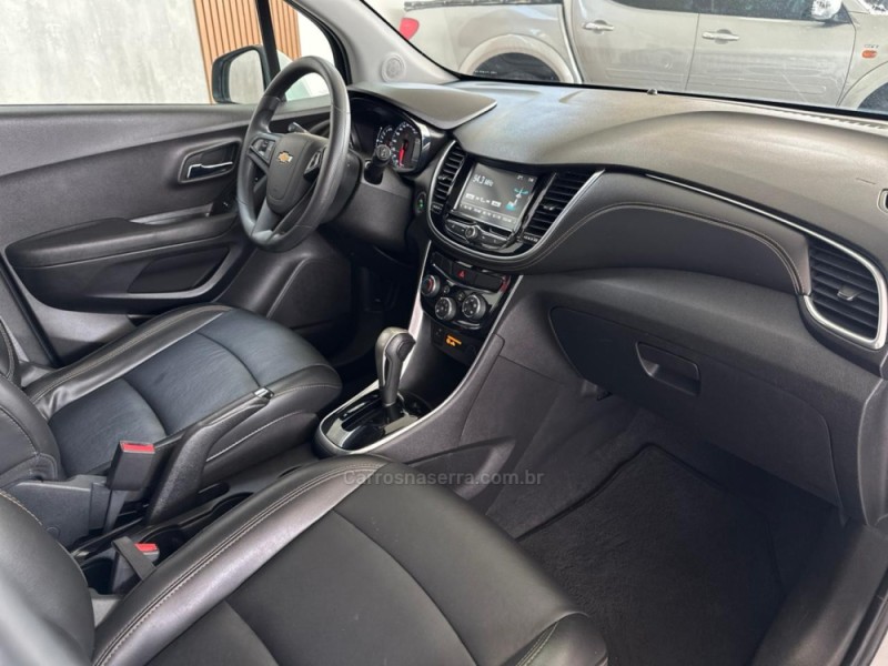 TRACKER 1.4 16V TURBO FLEX LTZ AUTOMÁTICO - 2017 - NOVO HAMBURGO