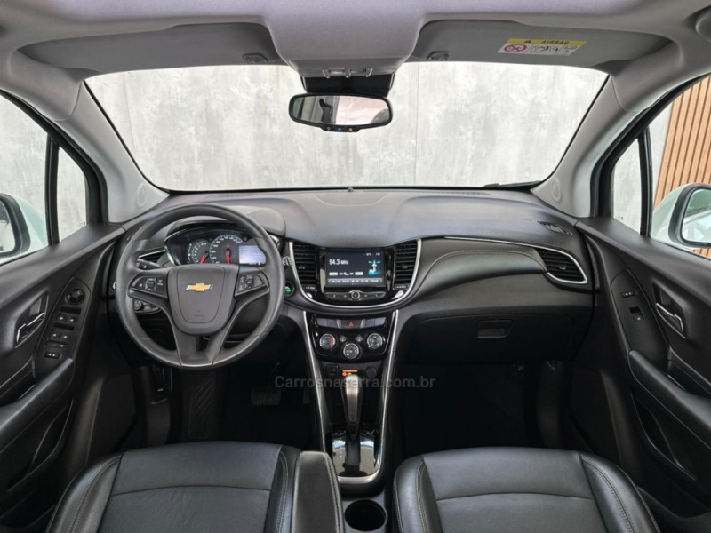 TRACKER 1.4 16V TURBO FLEX LTZ AUTOMÁTICO - 2017 - NOVO HAMBURGO