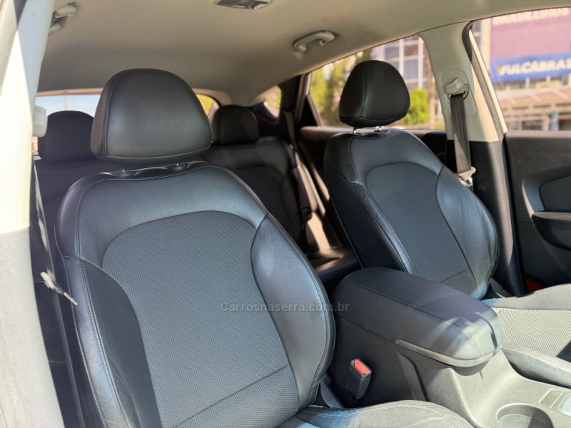 IX35 2.0 16V FLEX 4P AUTOMÁTICO - 2017 - PAROBé