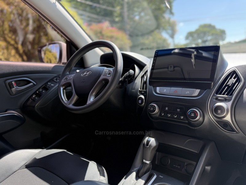 IX35 2.0 16V FLEX 4P AUTOMÁTICO - 2017 - PAROBé