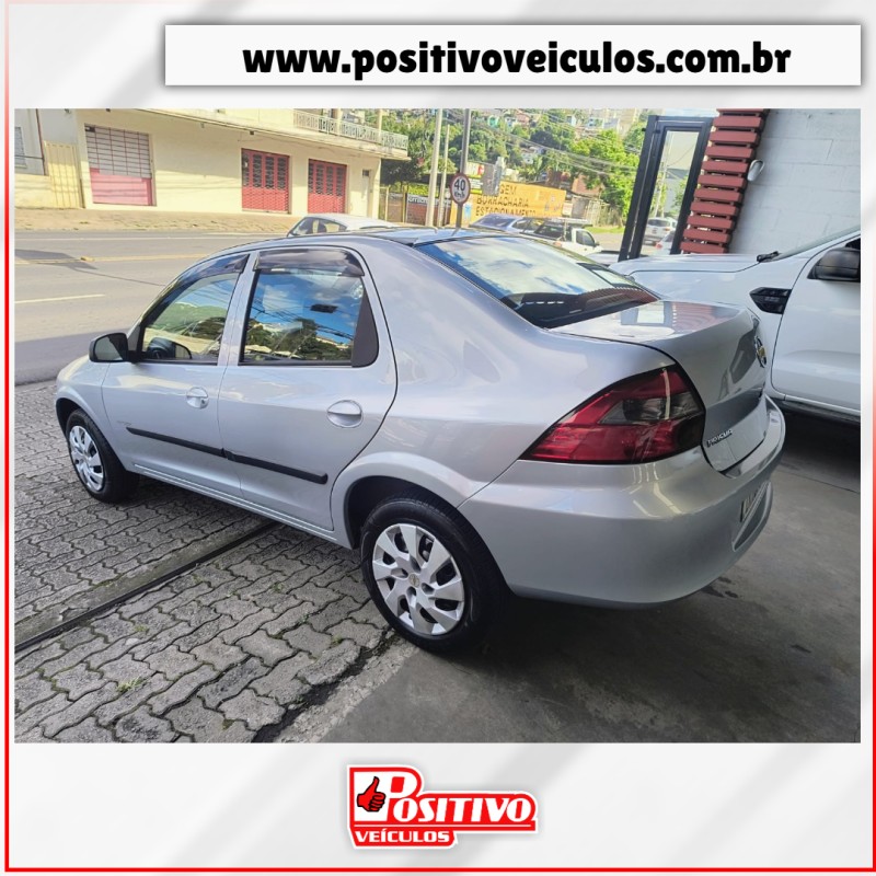 PRISMA 1.4 MPFI MAXX 8V FLEX 4P MANUAL - 2011 - CAXIAS DO SUL