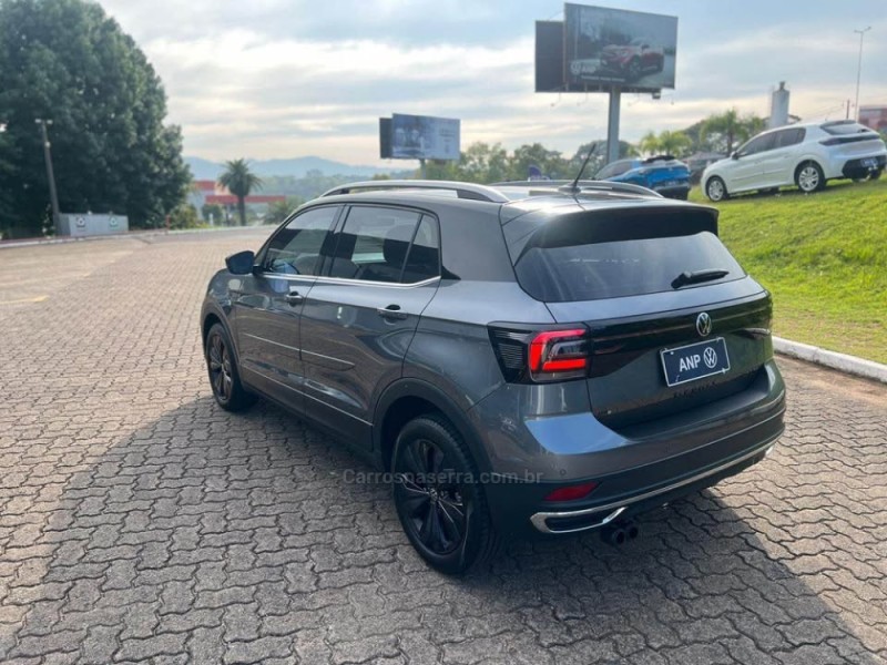 T-CROSS 1.4 HIGHLINE TSI 16V FLEX 4P AUTOMÁTICO - 2024 - NOVA PETRóPOLIS
