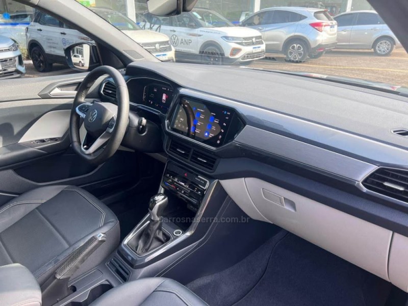 T-CROSS 1.4 HIGHLINE TSI 16V FLEX 4P AUTOMÁTICO - 2024 - NOVA PETRóPOLIS
