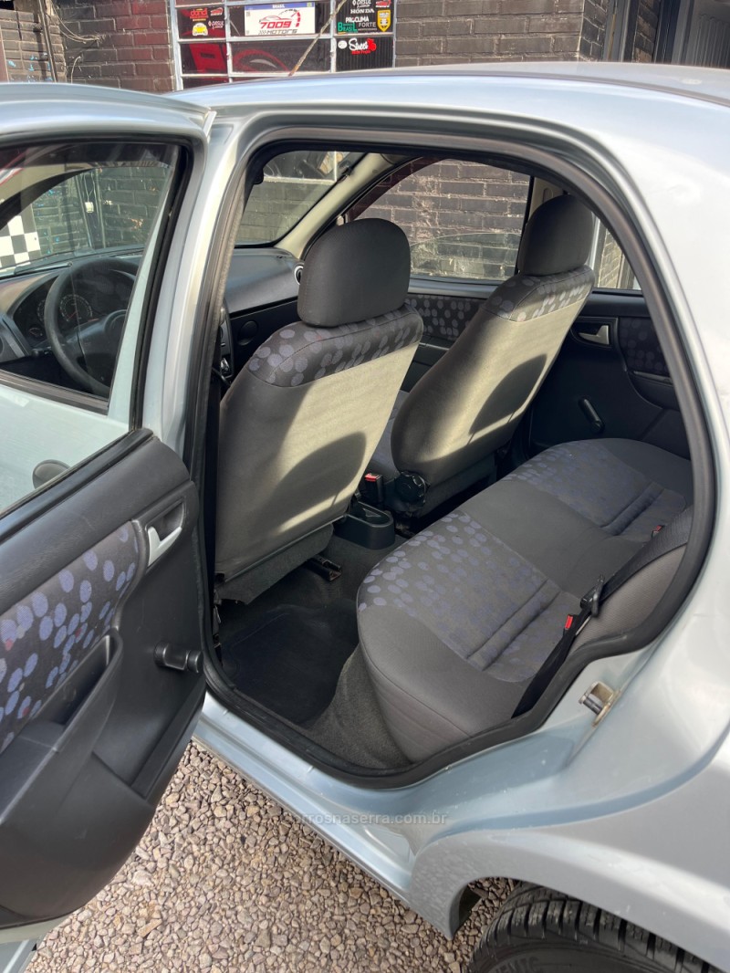 PRISMA 1.4 MPFI JOY 8V FLEX 4P MANUAL - 2009 - CAXIAS DO SUL