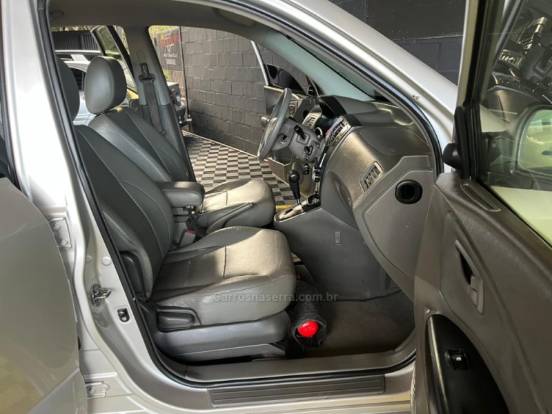 TUCSON 2.0 MPFI GL 16V 142CV 2WD GASOLINA 4P AUTOMÁTICO - 2006 - CAXIAS DO SUL