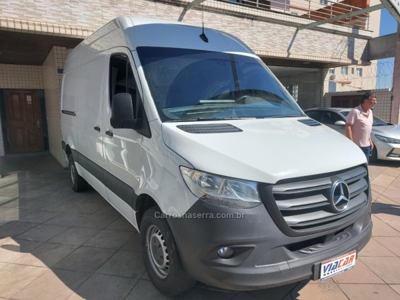 SPRINTER 2.2 FURGÃO 416 LONGO TETO ALTO DIESEL 3P MANUAL - 2022 - BENTO GONçALVES