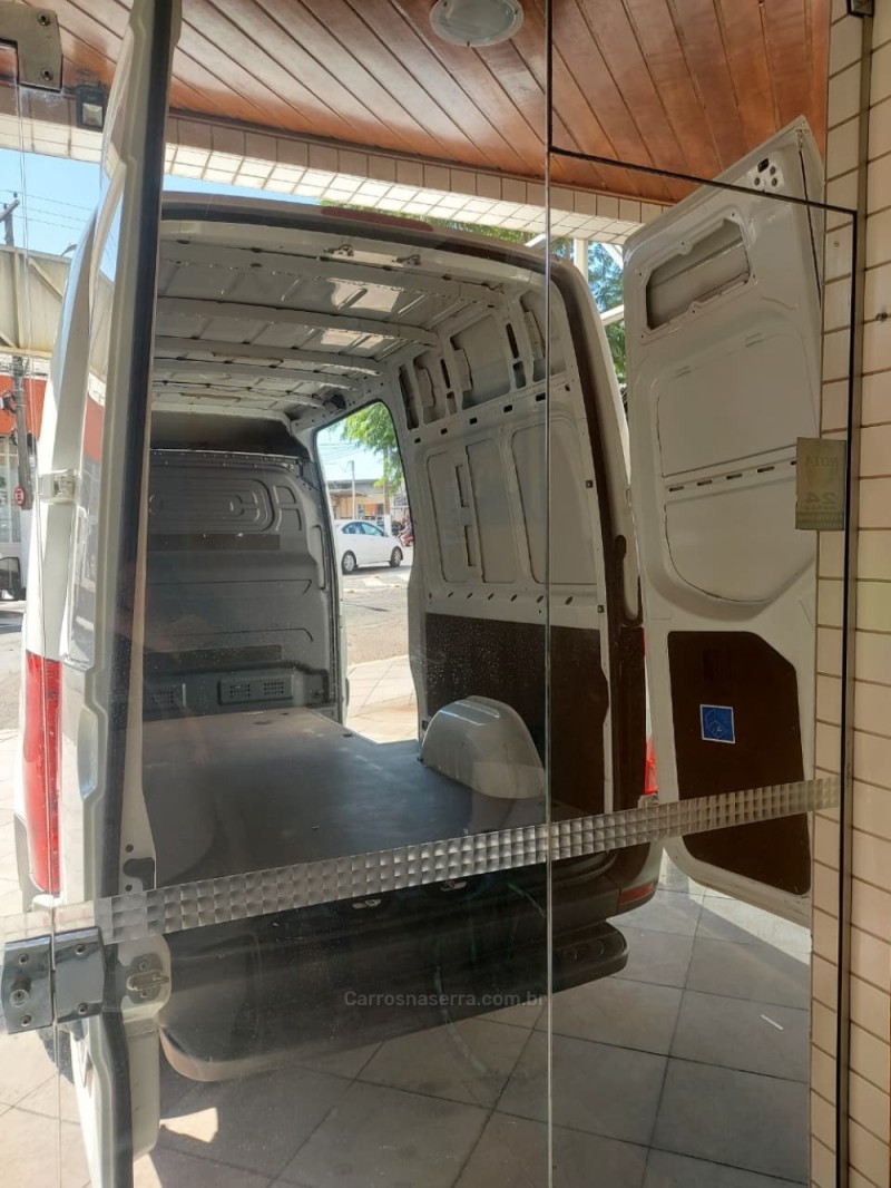 SPRINTER 2.2 FURGÃO 416 LONGO TETO ALTO DIESEL 3P MANUAL - 2022 - BENTO GONçALVES