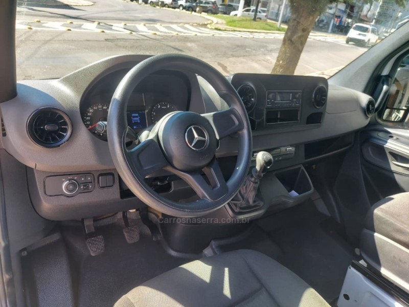 SPRINTER 2.2 FURGÃO 416 LONGO TETO ALTO DIESEL 3P MANUAL - 2022 - BENTO GONçALVES