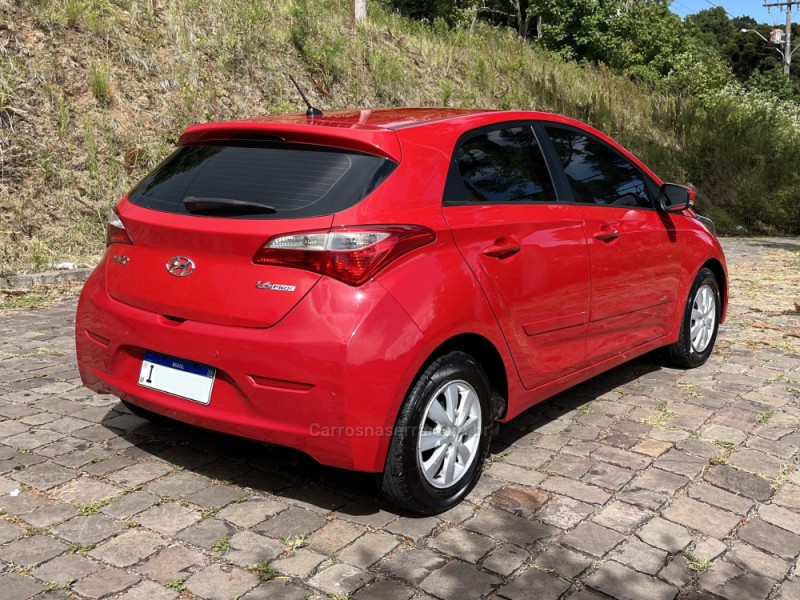 HB20 1.6 COMFORT 16V FLEX 4P MANUAL - 2014 - NOVA BASSANO