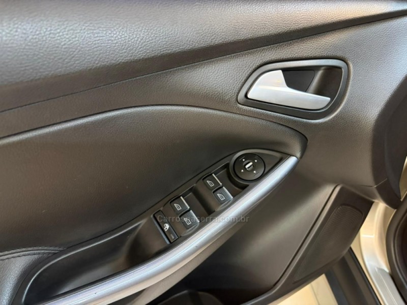 FOCUS 2.0 TITANIUM HATCH 16V FLEX 4P AUTOMÁTICO - 2015 - BENTO GONçALVES