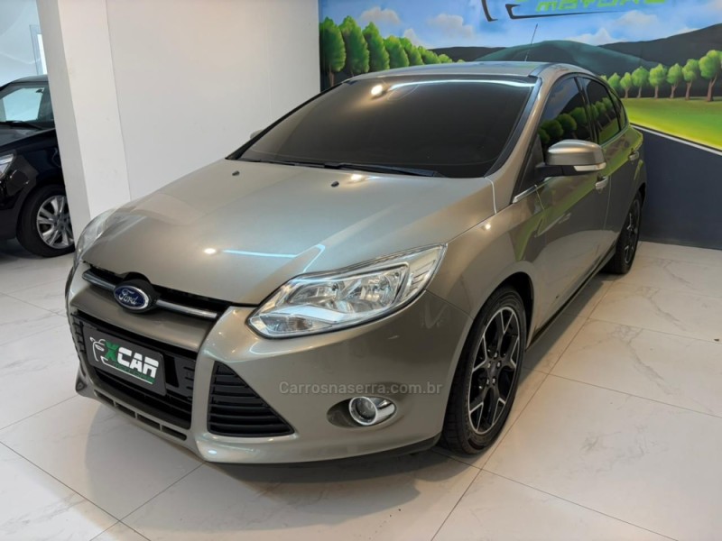focus 2.0 titanium hatch 16v flex 4p automatico 2015 bento goncalves
