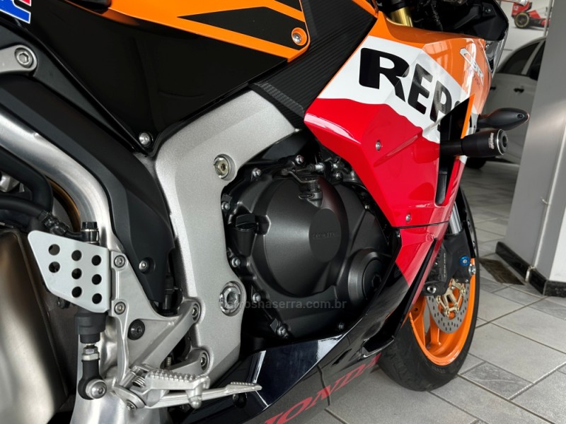 CBR 600RR REPSOL - 2013 - GUAPORé