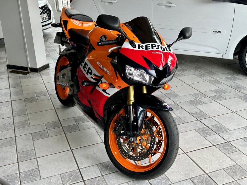CBR 600RR REPSOL - 2013 - GUAPORé