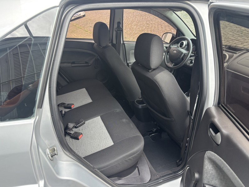 FIESTA 1.6 ROCAM SEDAN 8V FLEX 4P MANUAL - 2013 - CAXIAS DO SUL