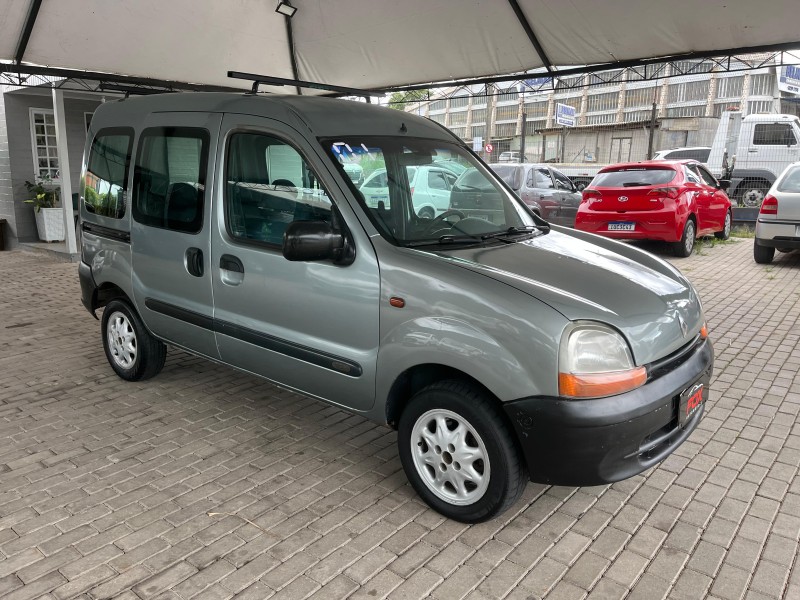 KANGOO 1.6 RN 8V GASOLINA 4P MANUAL - 2000 - CAXIAS DO SUL